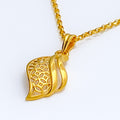 attractive-leaf-22k-gold-necklace