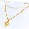 attractive-leaf-22k-gold-necklace