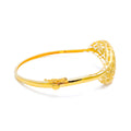 Shiny Wavy Leaf 21k Gold Bangle Bracelet