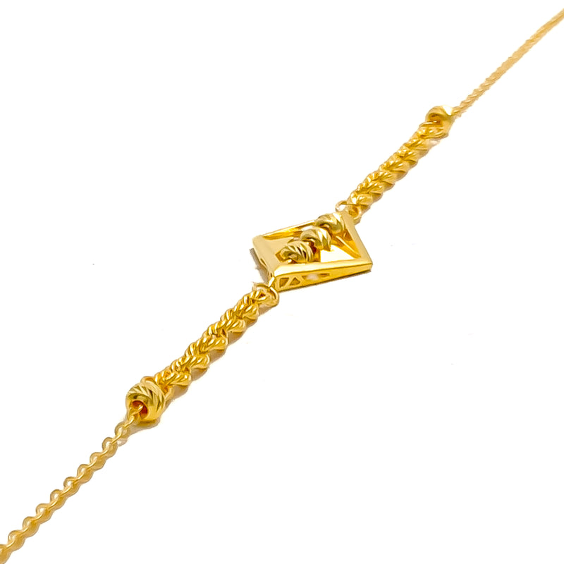 chic-trendy-21k-gold-bracelet