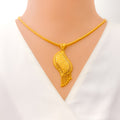 dazzling-flowing-22k-gold-pendant