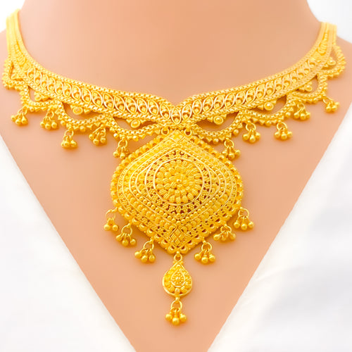 Regal Sophisticated 22k Gold Necklace Set