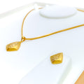 Charming Twinkling 21k Gold Pendant Set