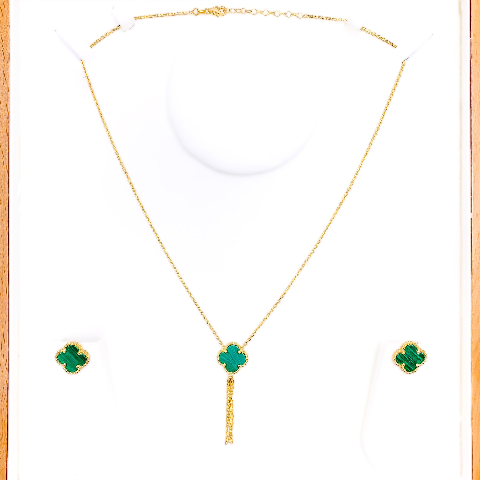 Malachite Clover Necklace Set w/ Gold Tassels – Andaaz Jewelers