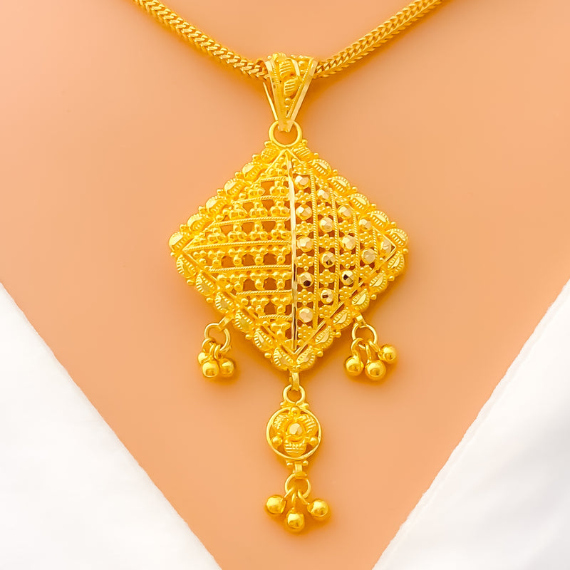 charming-dangling-22k-gold-pendant