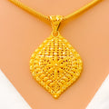 polished-jazzy-22k-gold-pendant