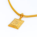 detailed-radiant-22k-gold-khanda-pendant
