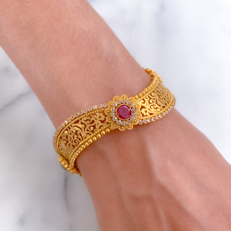 Jali Wave Design with Emerald and Ruby Bangle