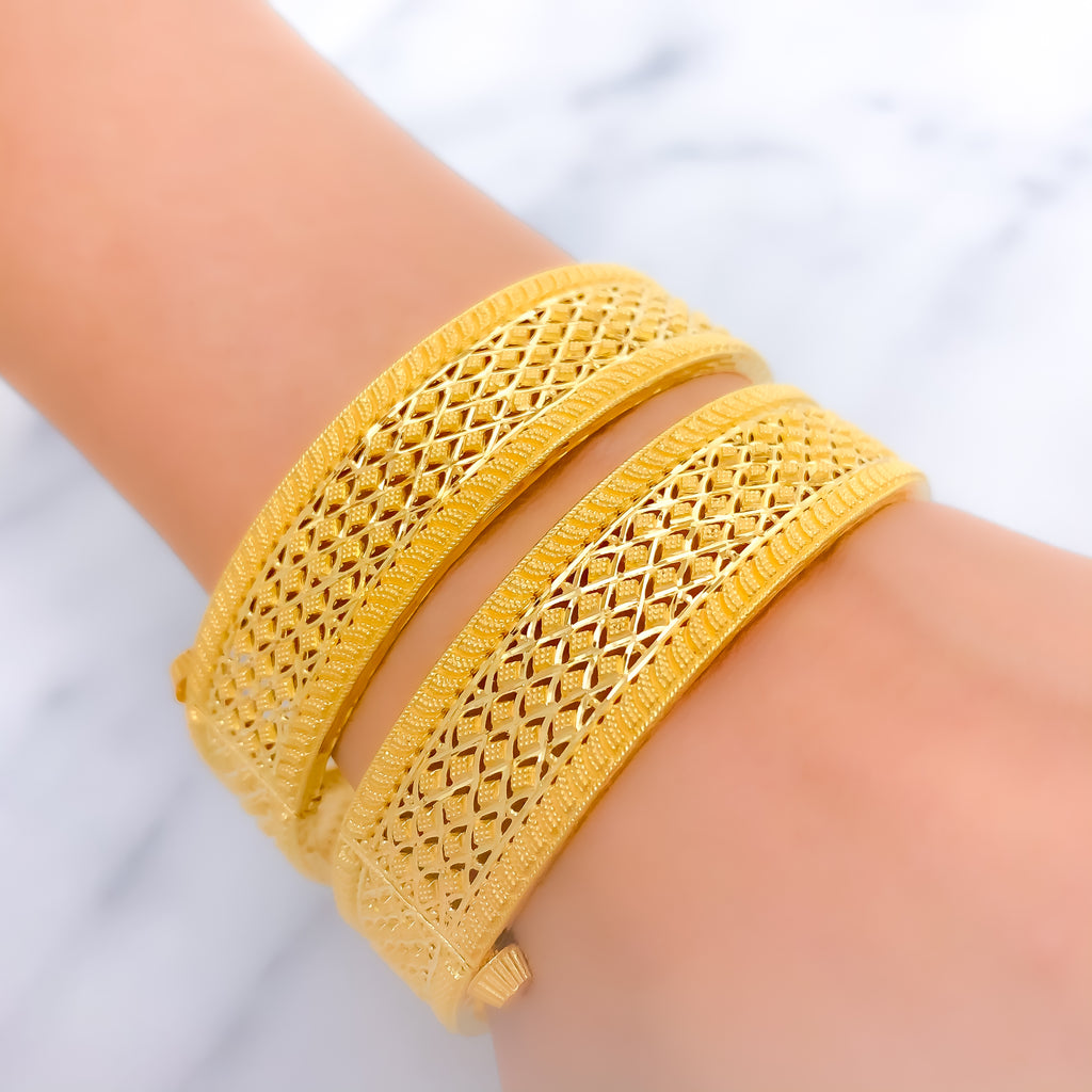 Dual Finish Checkered 22k Gold Bangles – Andaaz Jewelers