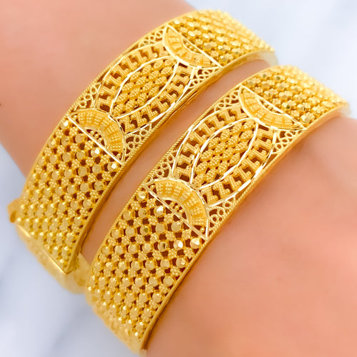 22k-gold-Iconic Ornate Motif Bangles