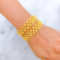 22k-gold-Unique Chequered Spiral Bangles