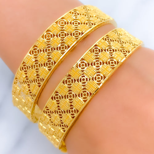 22k-gold-Unique Chequered Spiral Bangles