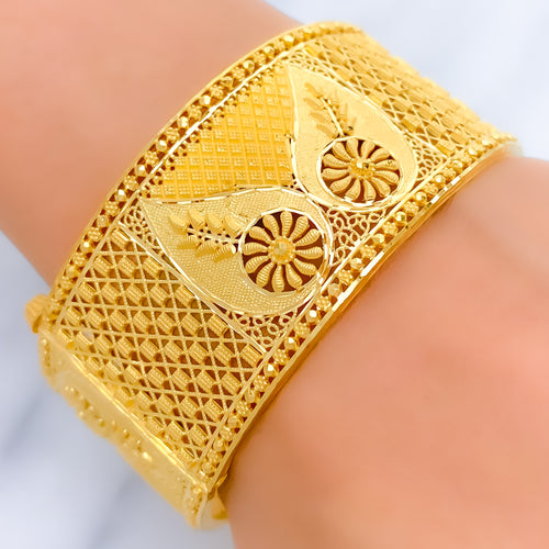 22k-gold-Refined Floral Mesh Bangle