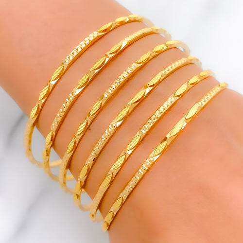 22k-gold-Extravagant Alternating Leaf Bangles