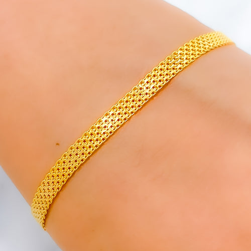 22k-gold-Dazzling Classic Chain Bracelet