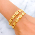 22k-gold-Attractive Textured Flower Bangles