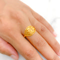 Tasteful Gold Ring