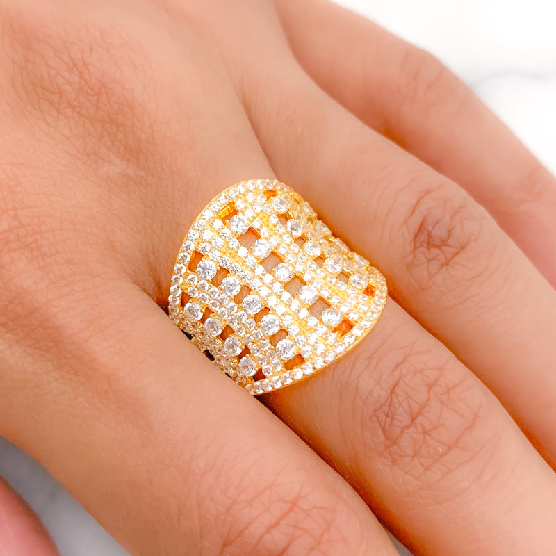 Regal Curved CZ Ring