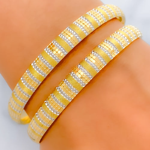 22k-gold-Radiant Alternating Striped Bangles