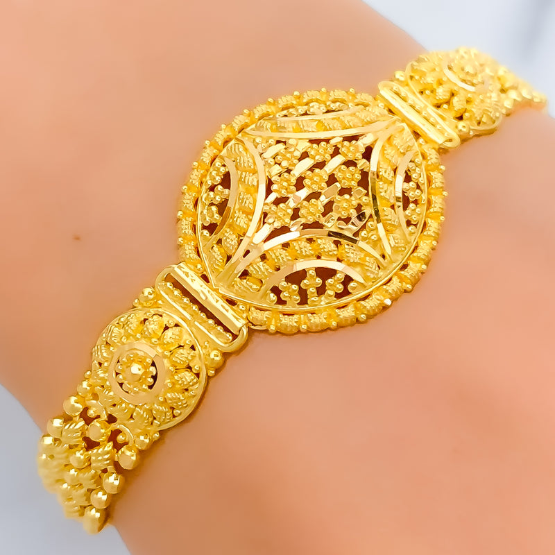 22k-gold-fashionable-luxurious-bracelet