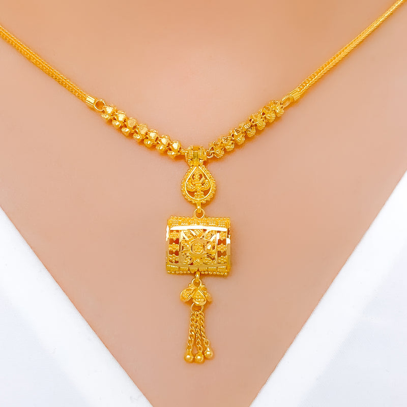 Graceful Geometric 22k Gold Necklace Set