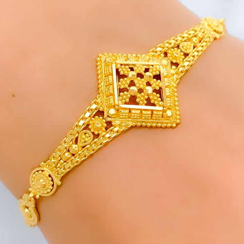 22k-gold-lavish-upscale-bracelet