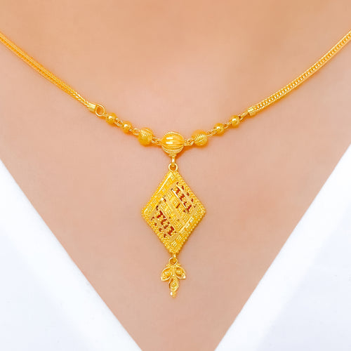 Fancy Diamond Shape 22k Gold Necklace Set