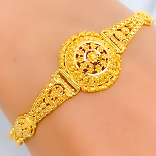 22k-gold-ritzy-sleek-bracelet