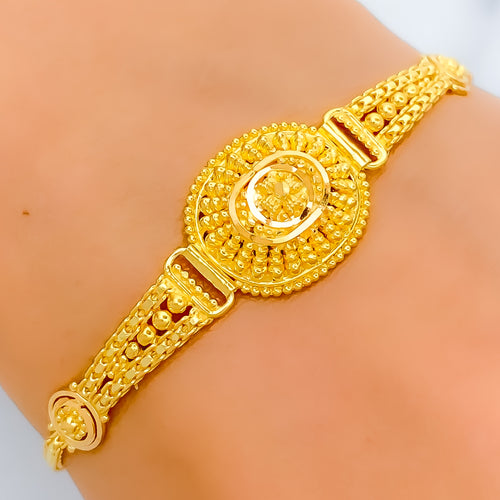 22k-gold-beautiful-detailed-bracelet