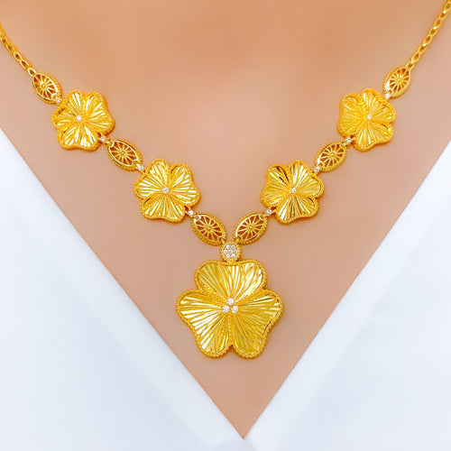 Mesmerizing Gold Clover 22k Gold Necklace Set