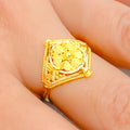 22k-gold-classic-flower-ring