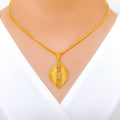 Magnificent Stylish Mesh 22k Gold Pendant Set