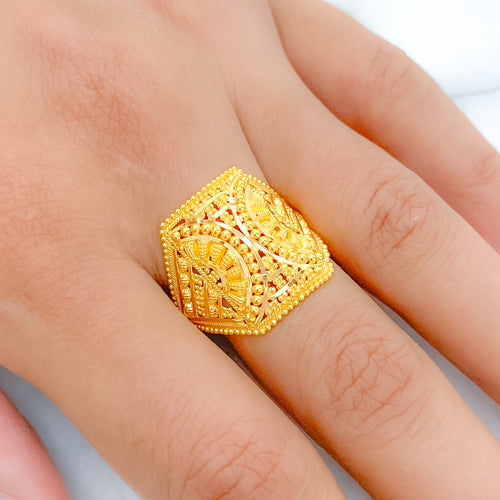 Medium Half-Circle 22k Gold Ring