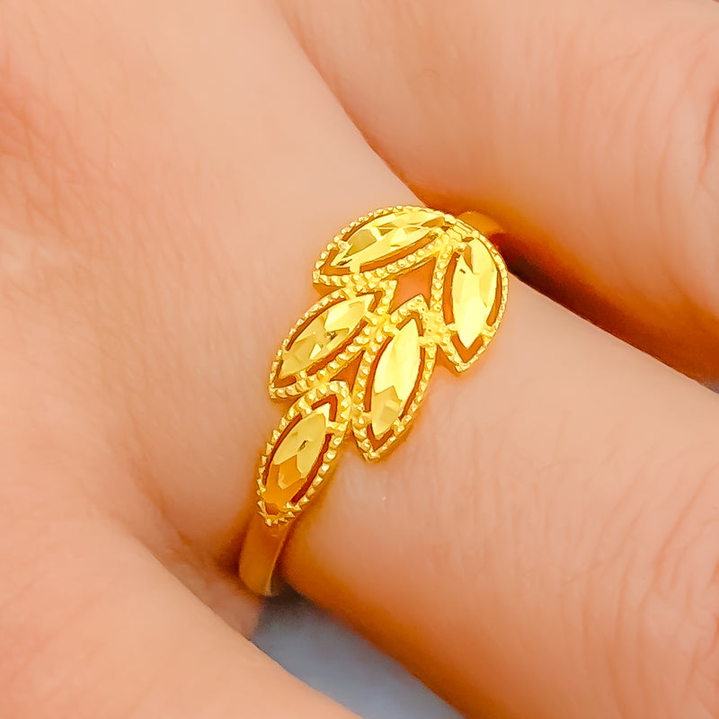 Delightful Festive Ring