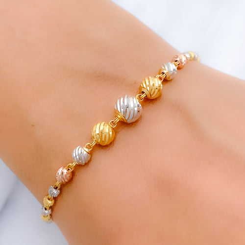 Radiant Stylish Wavy 22k Gold Bead Bracelet