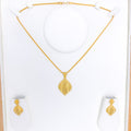 Magnificent Stylish Mesh 22k Gold Pendant Set