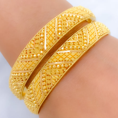 Floral Zigzag 22k Gold Bangle Pair