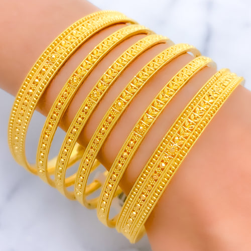 22k-gold-impressive-evergreen-leaf-bangles