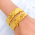 22k-gold-tasteful-wavy-leaf-bangles