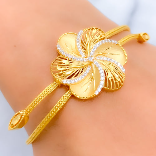 22k-gold-alternating-dual-finish-flower-cz-bracelet