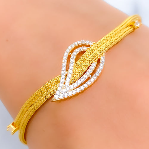 22k-gold-Stunning Open Paisley CZ Bracelet