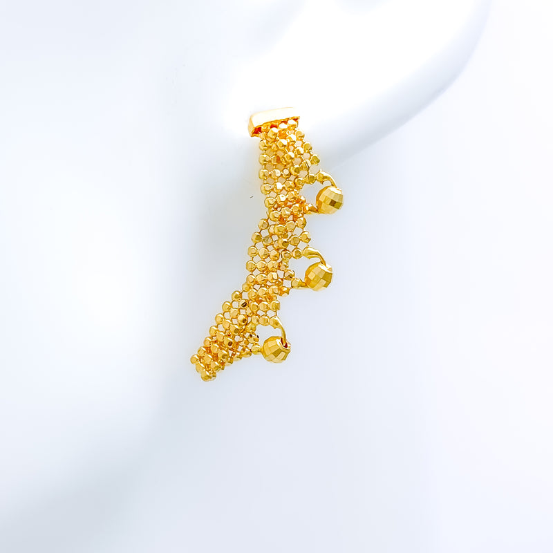 Trendy Bright 22k Gold Curved Earrings