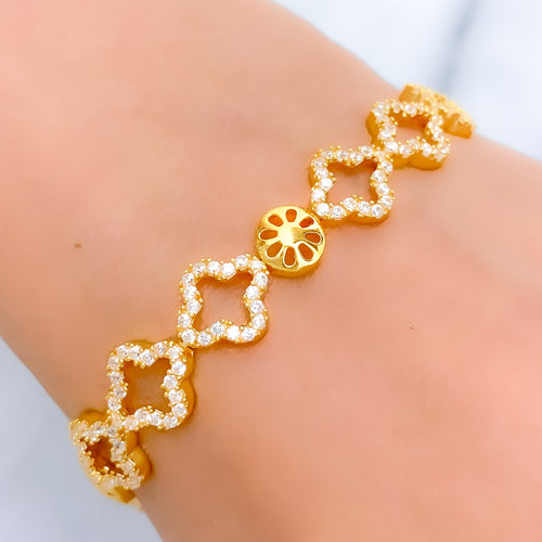 22k-gold-unique-upscale-bracelet