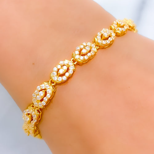 22k-gold-tasteful-timeless-bracelet