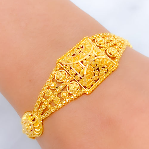 Noble Stately Square 22k Gold Bracelet