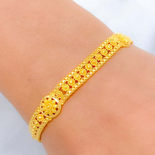 Dainty Bright 22k Gold Floral Bracelet