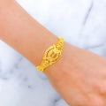 Exquisite Radiant Ornate 22k Gold Bracelet