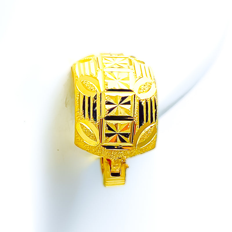 22k-gold-fashionable-dressy-bali-earrings
