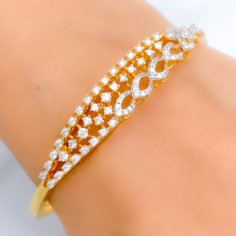 18k-Decorative Leaf Diamond Bangle Bracelet