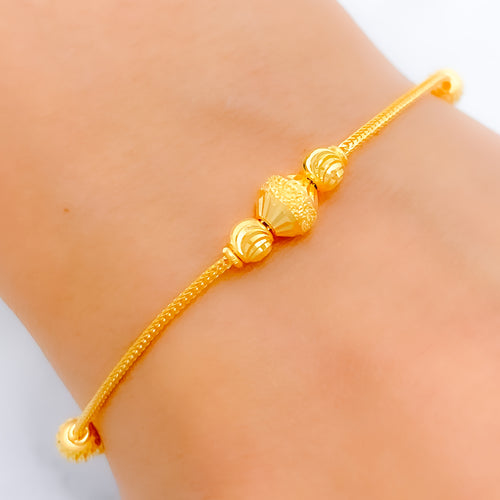 Dressy Subtle Wave 22k Gold Bracelet